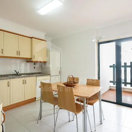 Infinity Waves By Acasadascasas Apartmán